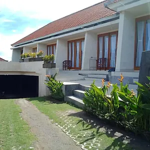  Проживание в семье Bali Paranes
